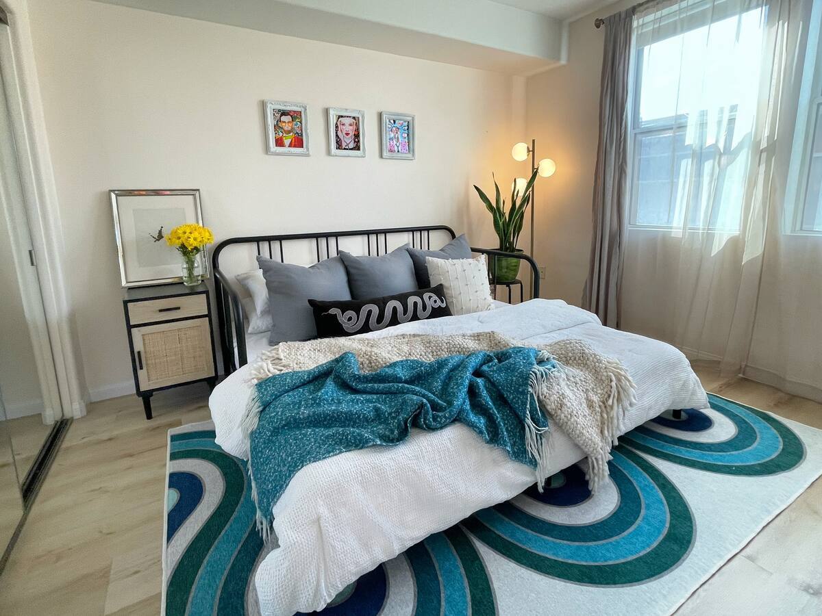 Building Photo - 3636 Jasmine Ave