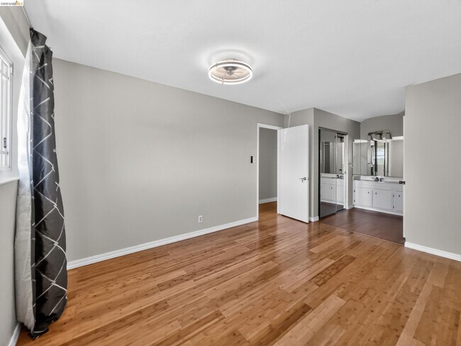 Building Photo - 2928 Rio Grande Dr