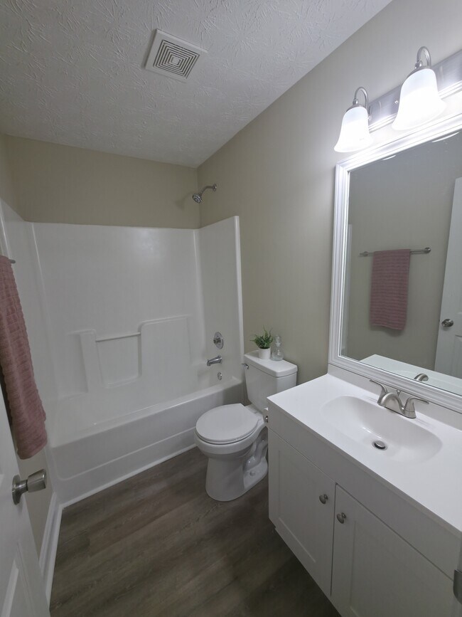 Building Photo - 171 Westchester Cir