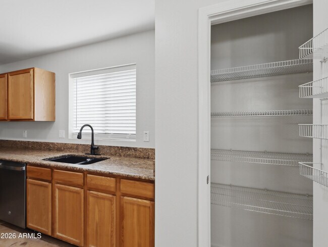 Building Photo - 12353 W Heatherbrae Dr