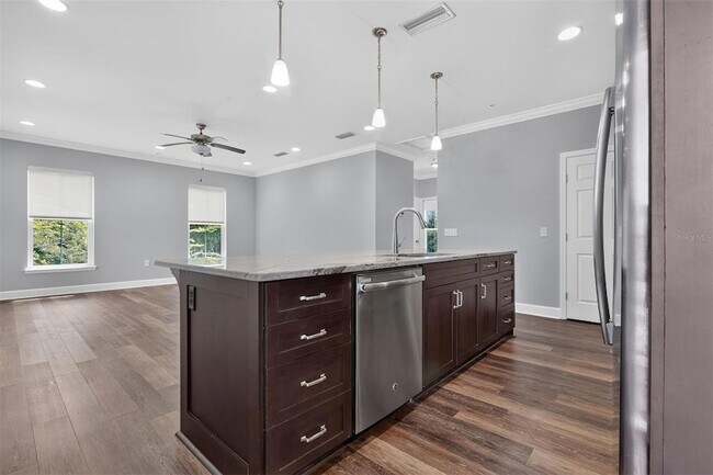 Building Photo - 2839 SW 87th Dr