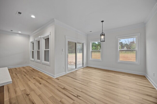 Building Photo - 1030 Gibson Rd