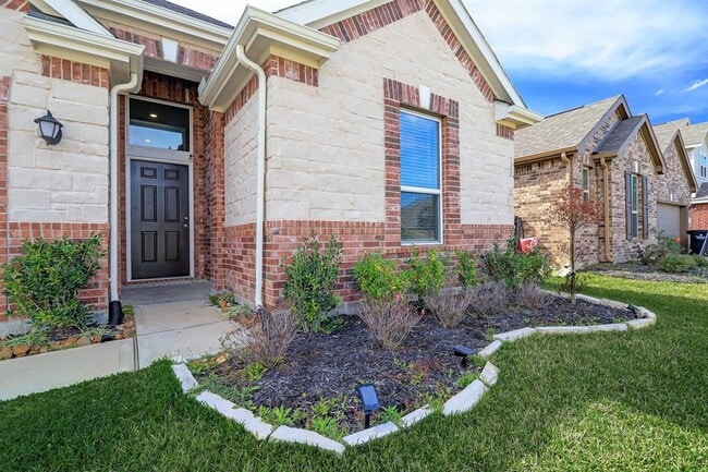 Building Photo - 1702 Claire Creek Ct