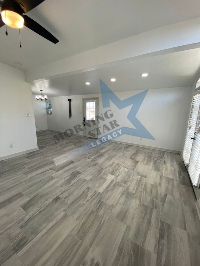 Building Photo - Fully Remodeled 3 bd home