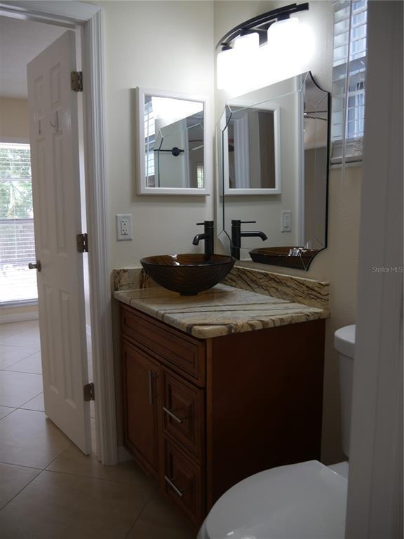 Building Photo - 3026 Vinson Ave