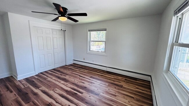 Building Photo - HAMPTON - BEAUTIFULLY UPDATED HOME