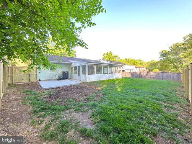 Building Photo - 2090 Jason Ct