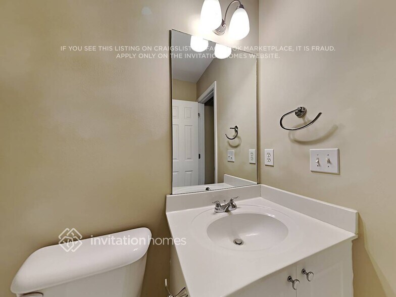 Building Photo - 321 Calm Ct NW