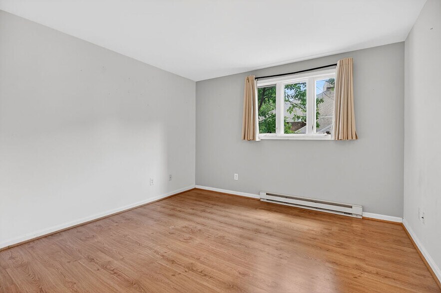 Building Photo - 2074 Stone Ridge