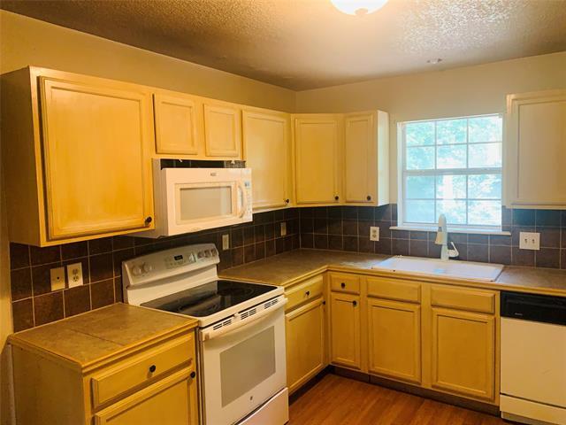 Building Photo - 7308 Ravehill Ln