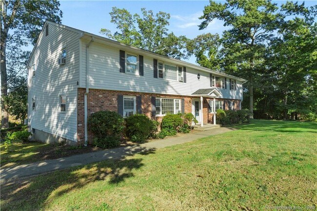 Building Photo - 280 E Main St