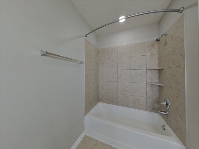 Building Photo - 19325 Cascade Green Ct