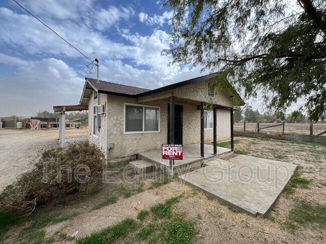 Primary Photo - 14901 Ave 88