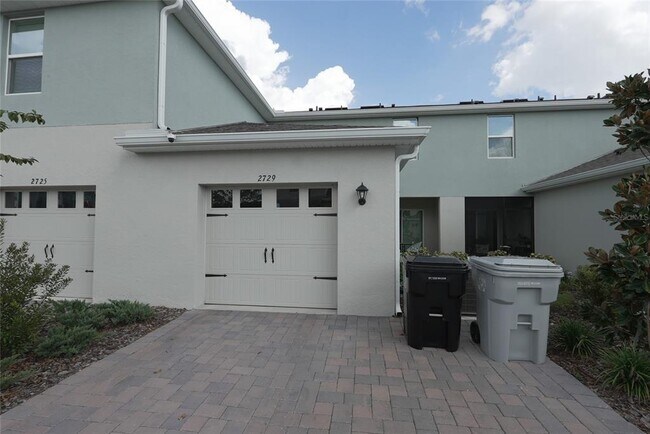 Building Photo - 2729 Flushing Dr