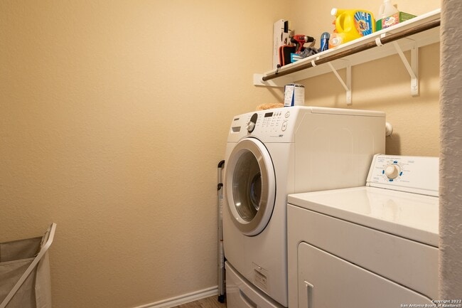 Laundry - 8410 Blackstone