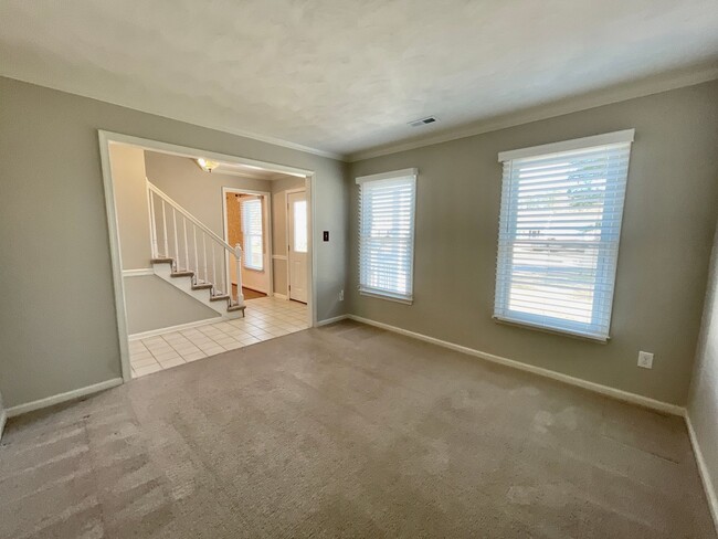 Building Photo - Ready 07-07-25!! Fantastic 4-Bedroom Home ...