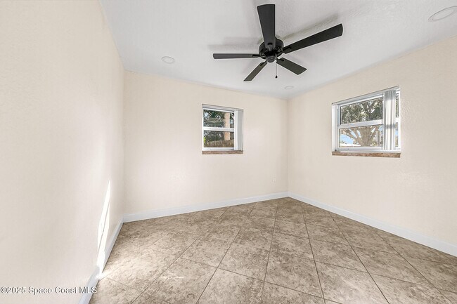 Building Photo - 2917 Rollins St