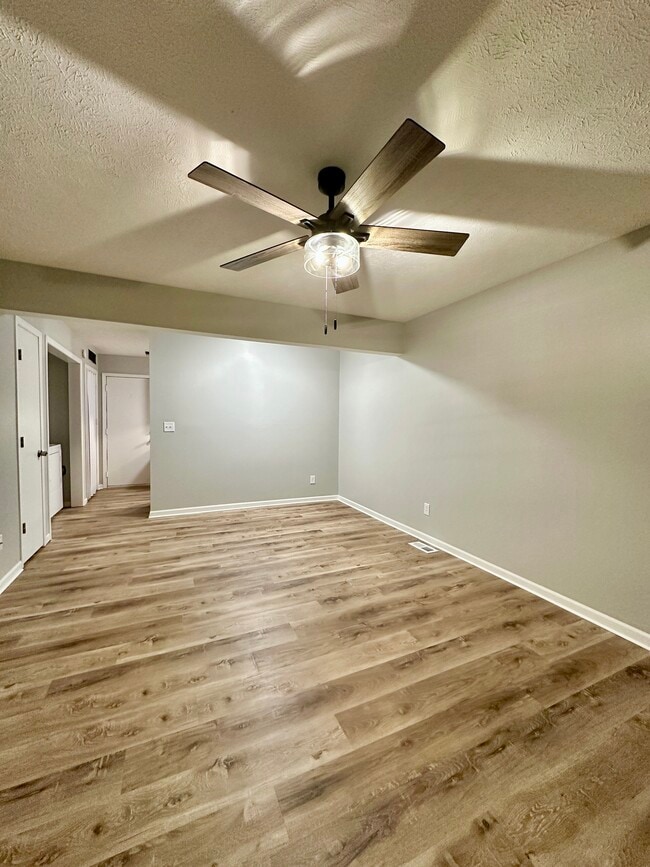 Building Photo - 132 S 31st. St.