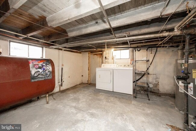 Building Photo - 547 Northbrook Rd