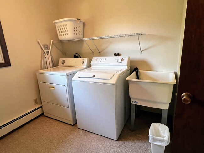 Laundry Room - 904 N Garden St