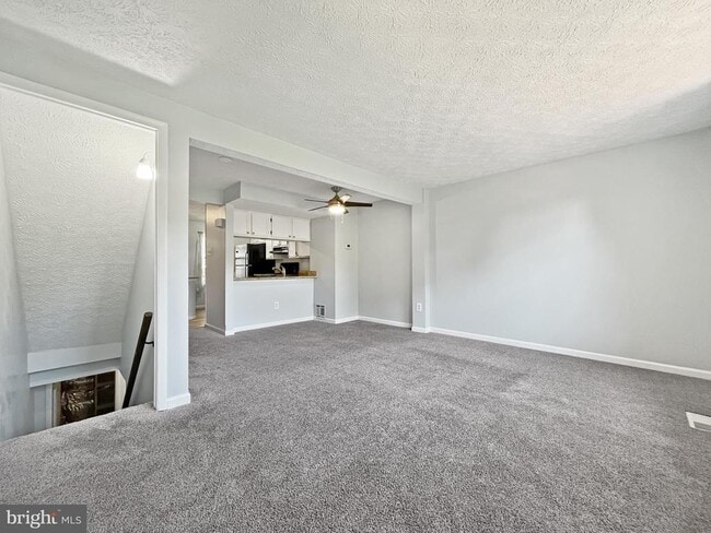 Building Photo - 8426 Red Eagle Ct