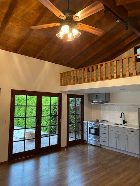 brand new appliances, bright and light, private outdoor space - 836 S Genesee Ave