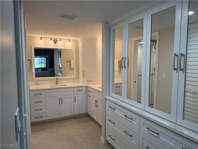 Building Photo - 5850 Trailwinds Dr