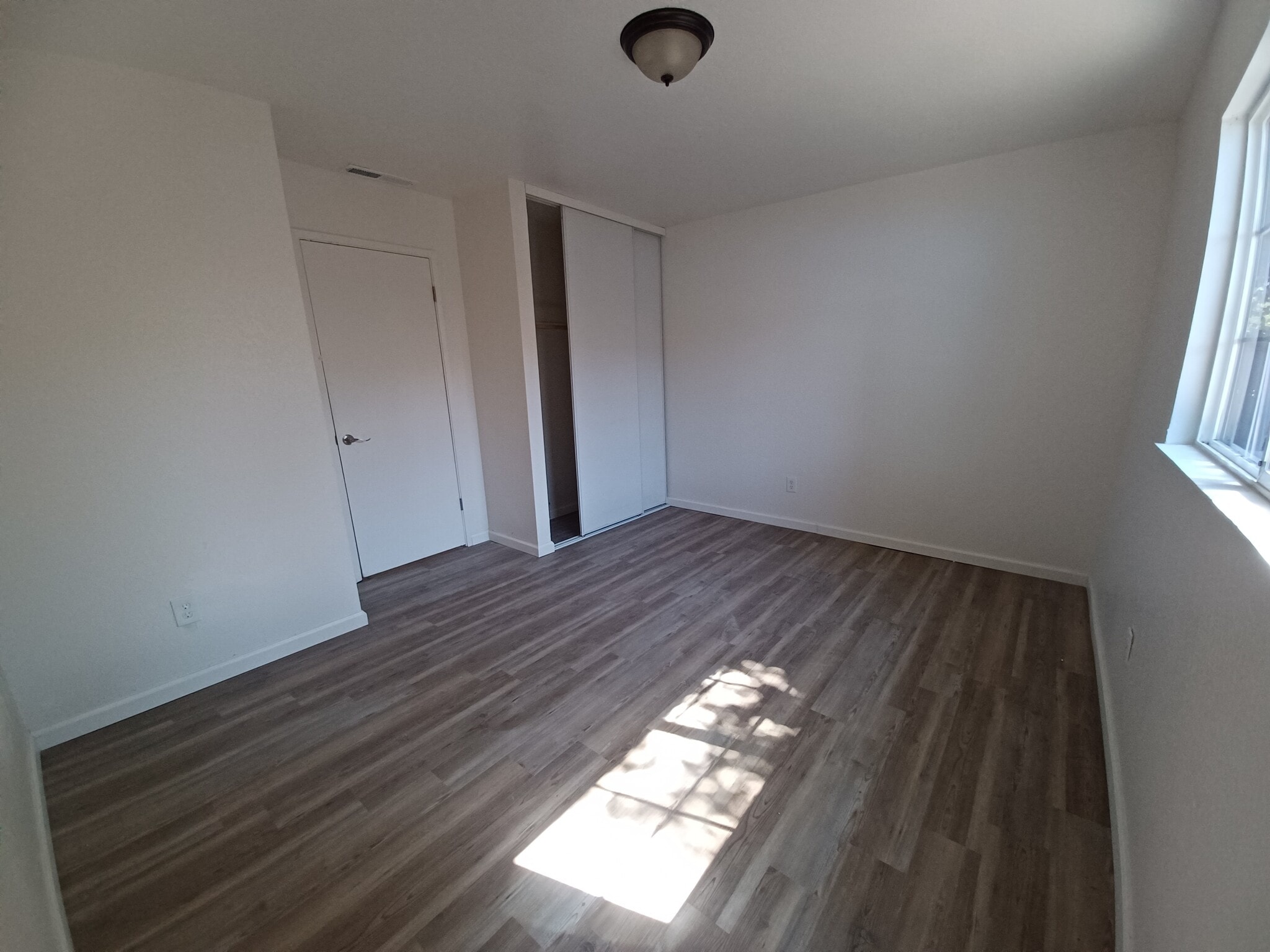 Bedroom - 1111 Central Ave