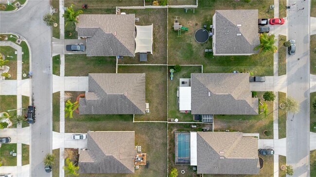 Building Photo - 304 Cascade Bend Dr