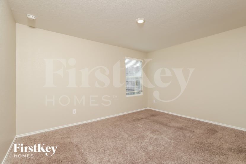 Building Photo - 5196 Fowler Crst