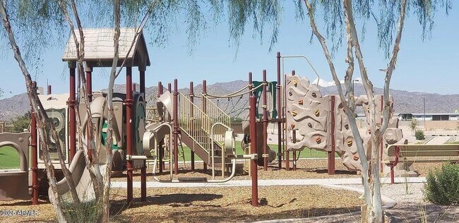 Building Photo - 24419 W Jones Ave