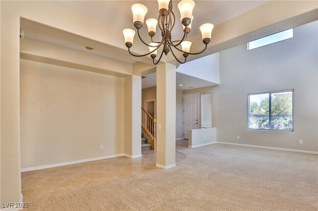 Building Photo - 2687 Bothwell Pl