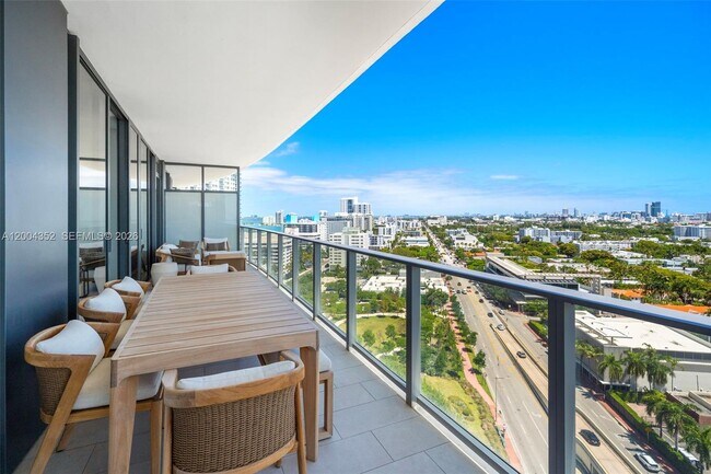 Building Photo - 500 Alton Rd