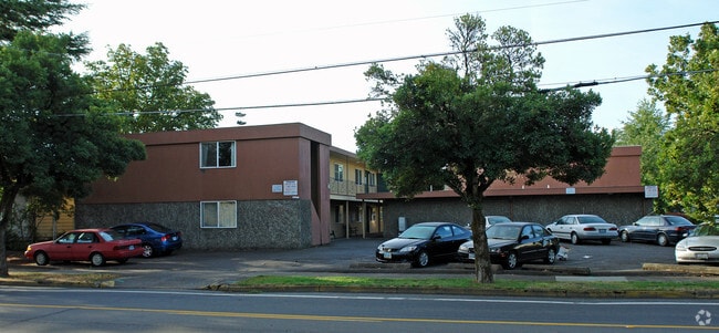 Primary Photo - Flintridge Apartments