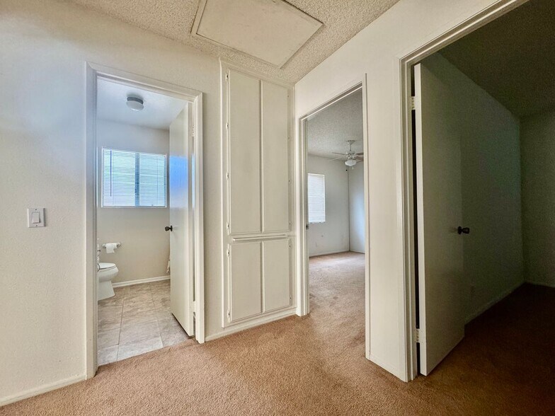 Building Photo - 793 Tioga Pl