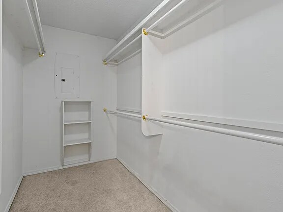 Building Photo - 241 Anchor Rd