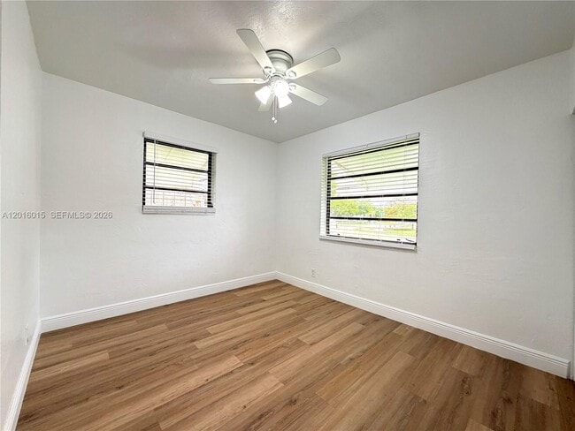 Building Photo - 1740 SW 47th Ave