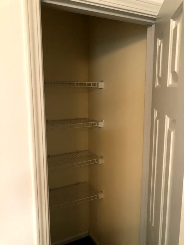 Master Room Bath - 601 Market Place Ln