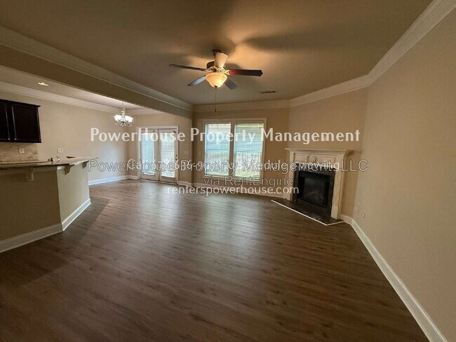 Building Photo - 1045 Township Cir