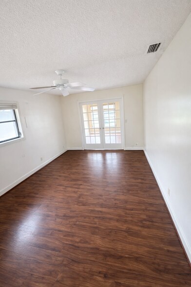 Building Photo - 1201 Pine Sage Cir