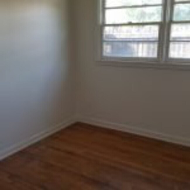 Building Photo - 4114 S Bowie St