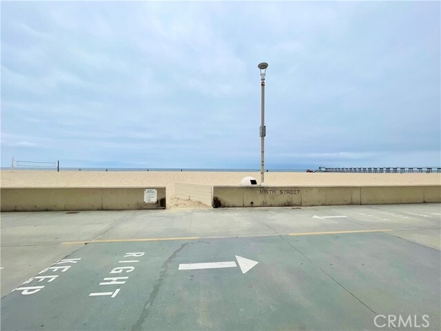 Building Photo - 25 9th St