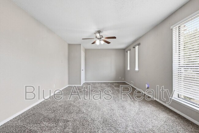 Building Photo - 5019 Blanchard Dr