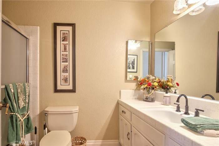 Building Photo - 21355 Webster Ave