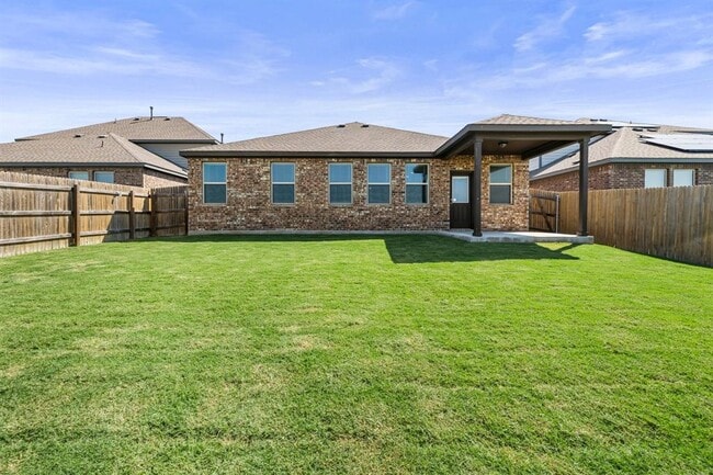 Building Photo - 1421 Itzel Bnd