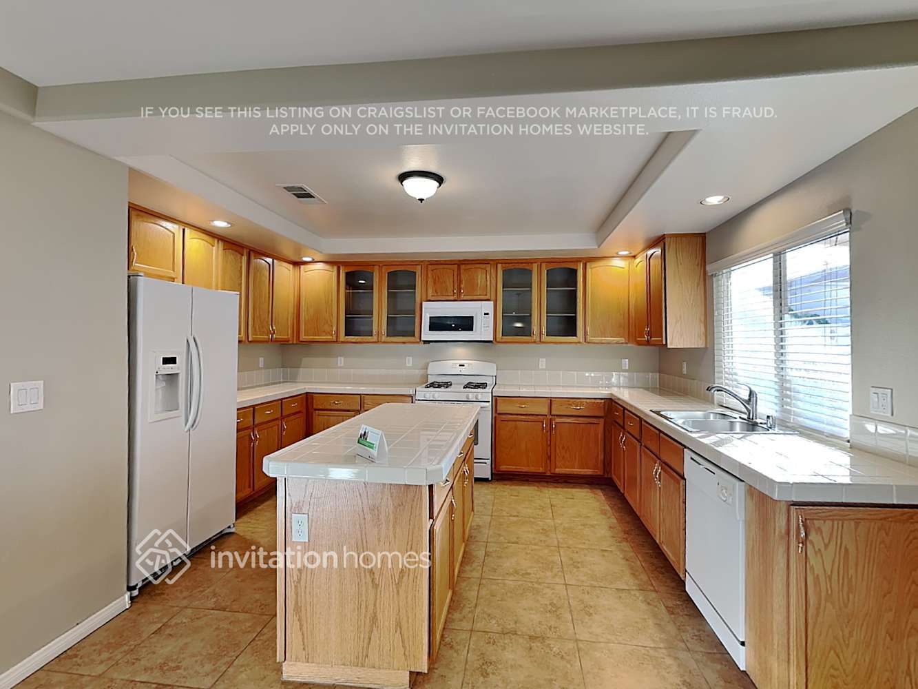 Building Photo - 557 Leap Frog Ave