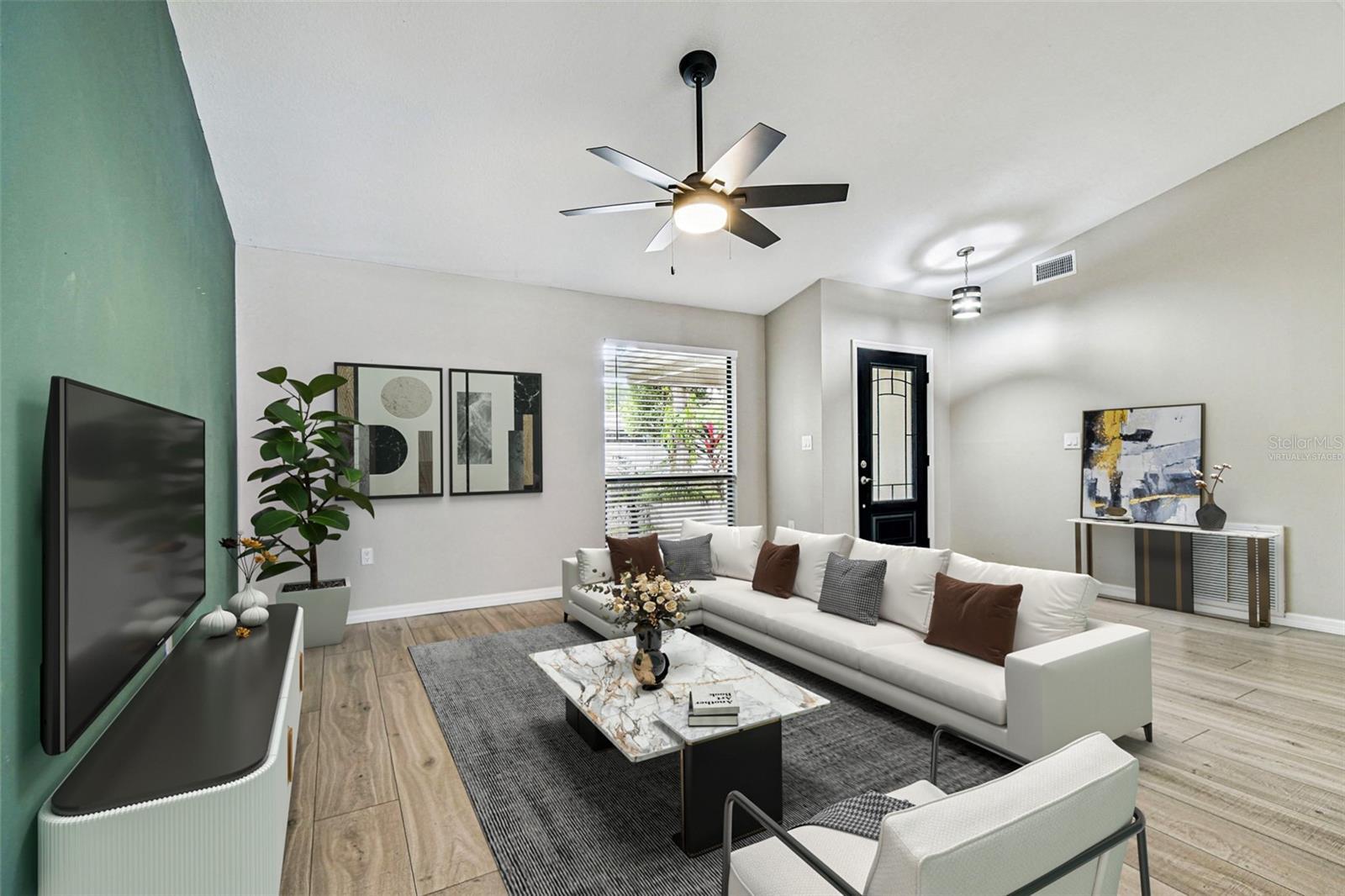 Building Photo - 2504 Gulfbreeze Cir