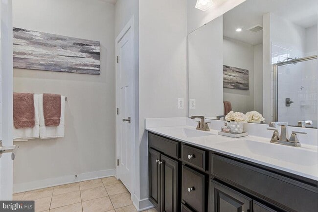 Building Photo - 10948 St Patricks Pk Aly