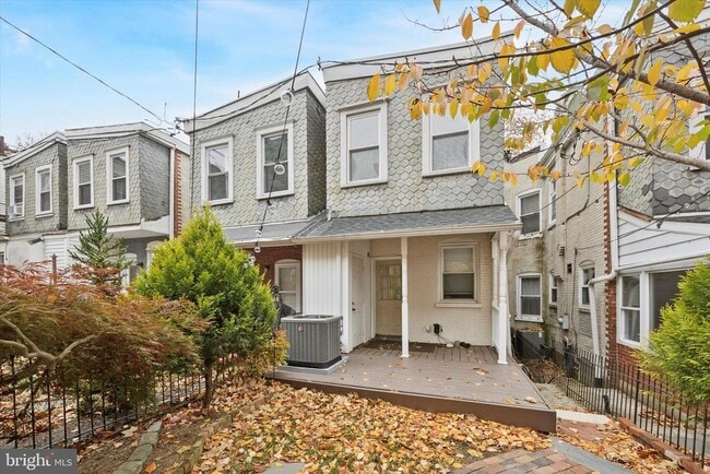 Building Photo - 1308 Tatnall St