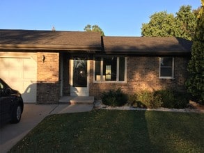 Building Photo - 2100 Kay Marie Rd